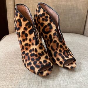 Halogen Leopard Print Peep Toe Heels